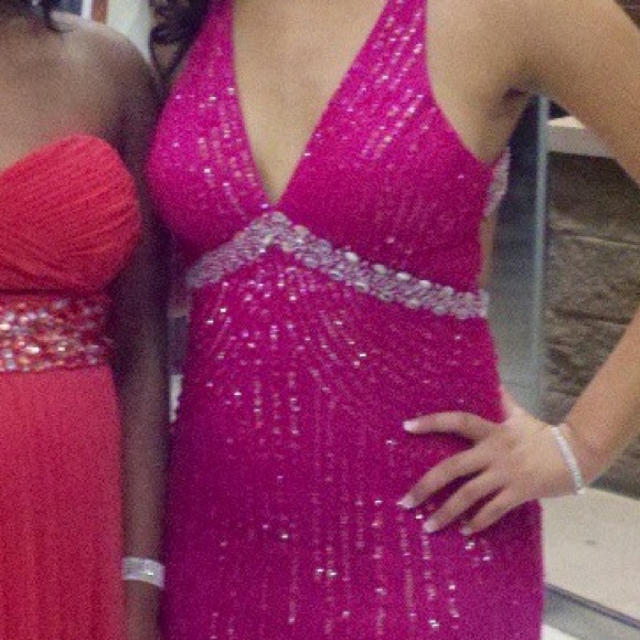 David’s bridal Pink mermaid prom dress - Picture 5 of 5